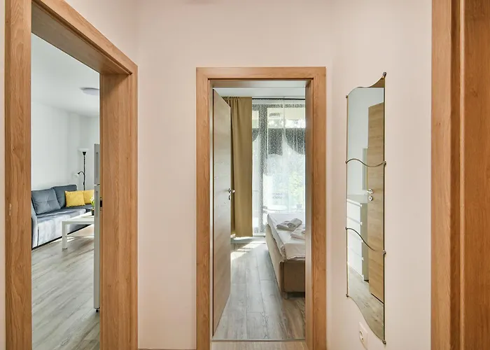 Free Parking Flats With Wifi And Pool דירה *