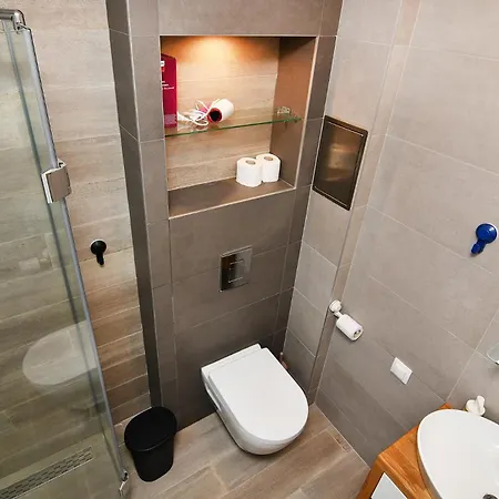 Free Parking Flats With Wifi And Pool Apartamento Varna