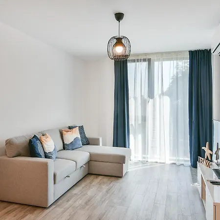 Free Parking Flats With Wifi And Pool Apartamento