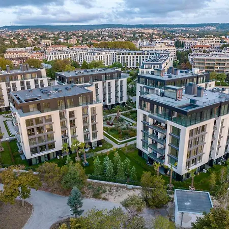 Free Parking Flats With Wifi And Pool Lejlighed Varna