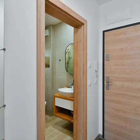 Free Parking Flats With Wifi And Pool Apartament *