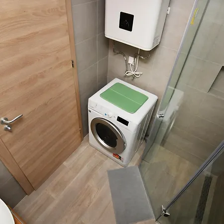 Free Parking Flats With Wifi And Pool Apartament *