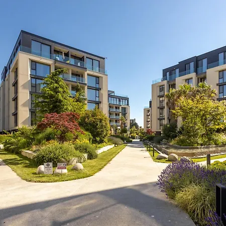 Free Parking Flats With Wifi And Pool Lejlighed