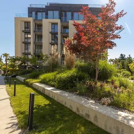 Free Parking Flats With Wifi And Pool Lejlighed Varna