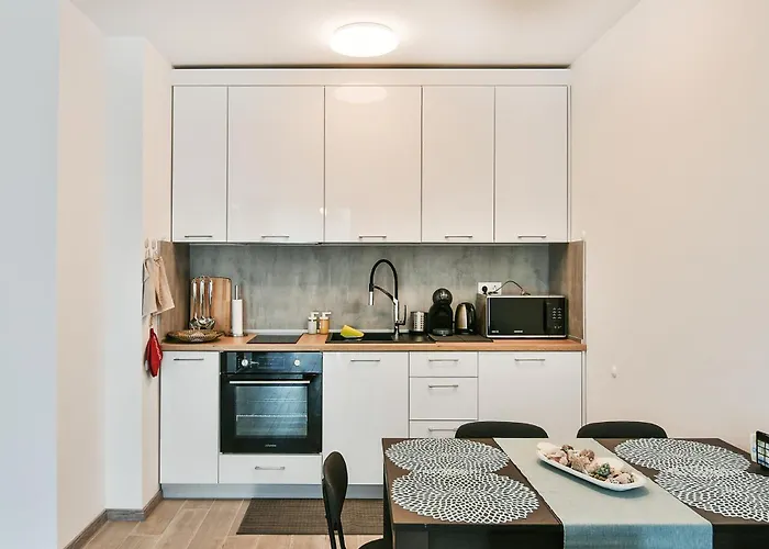 Free Parking Flats With Wifi And Pool Apartment Varna